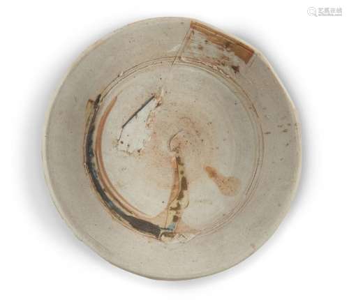 AMENDED DESCRIPTION - Dan Kelly (b.1953) Footed dish with ab...