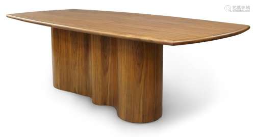 Brackenberry Home<br />
<br />
Contemporary dining table, ci...