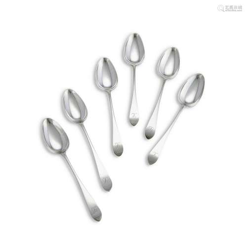 A SET OF SIX PROBABLY SCOTTISH PROVINCIAL SILVER TABLE SPOON...
