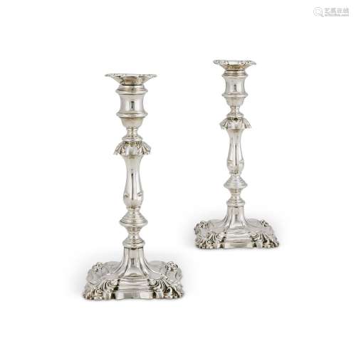 A PAIR OF WILLIAM IV SILVER CANDLESTICKS