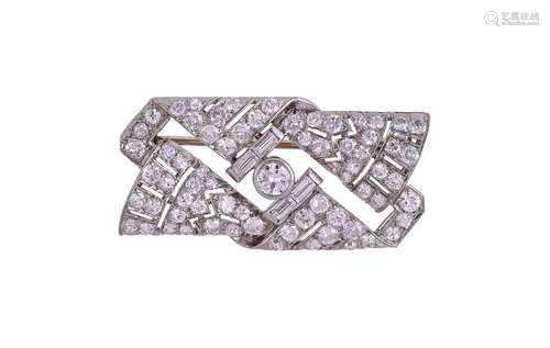 A 1950S DIAMOND PANEL BROOCH