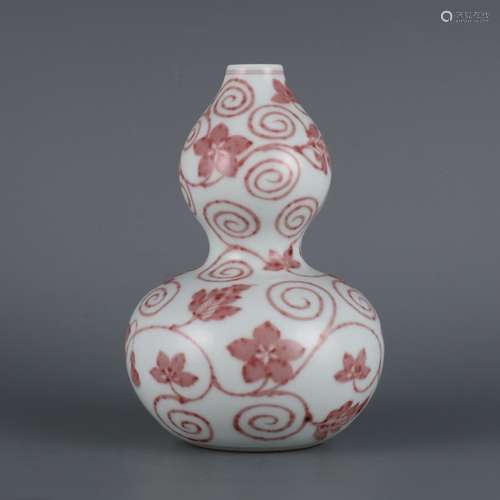 Underglaze red phlox gourd bottle