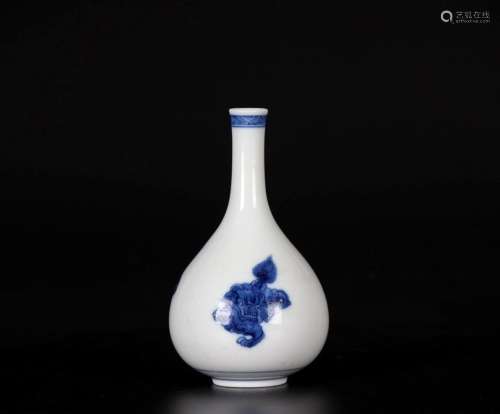 Blue and white lion pattern vial