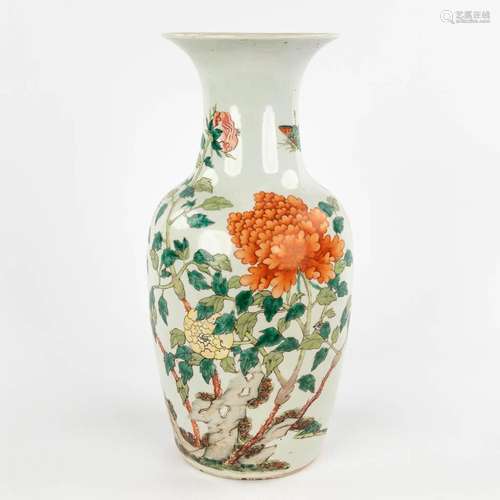 A Chinese vase, decorated with flowers and peonies. 19th/20t...