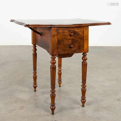 A small sewing table, Louis Philippe style. (D:55 x W:73 x H...