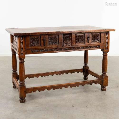 An antique Pay Table, sculptured wood. 18th C. (D:72 x W:127...