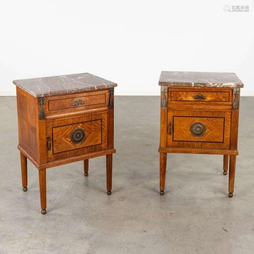 A pair of nightstands with a marble top. Art deco. (D:38 x W...