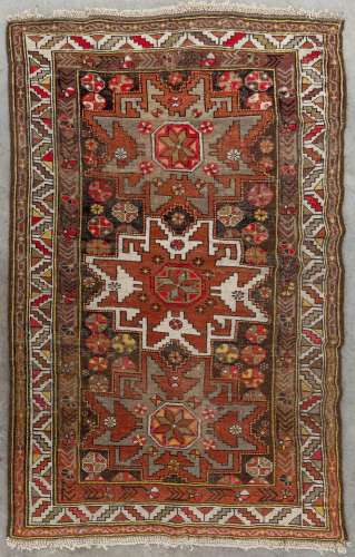 An Oriental hand-made kelim, Turkey, wool. (D:165 x W:104 cm...