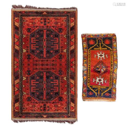 Two Oriental hand-made carpets, Hamadan. (D:156 x W:96 cm)