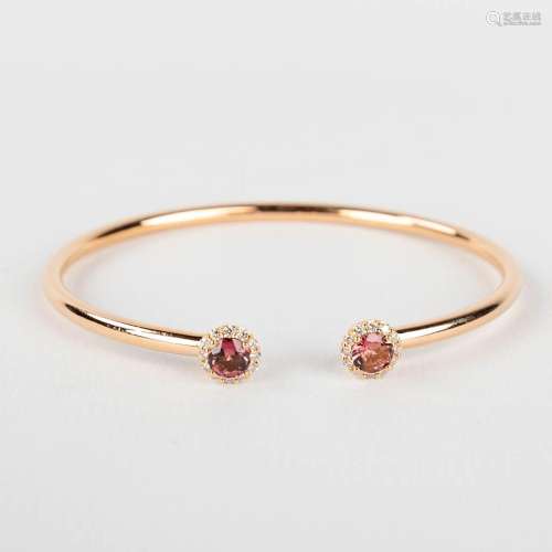 A bracelet, 18kt pink gold with red tourmaline, approx 0,72c...