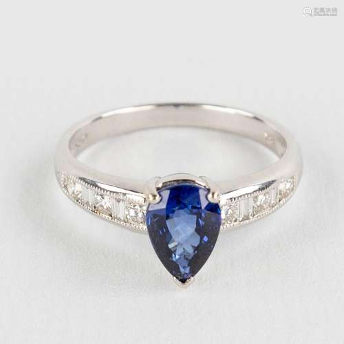 A ring, 18kt yellow gold with a facetted sapphire, approx. 1...
