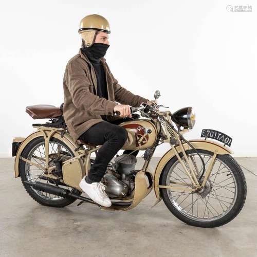 Peugeot Type P150, production year 1951. A motorcycle with p...