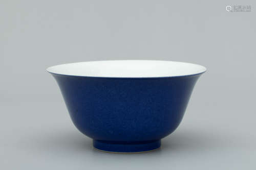蓝釉碗