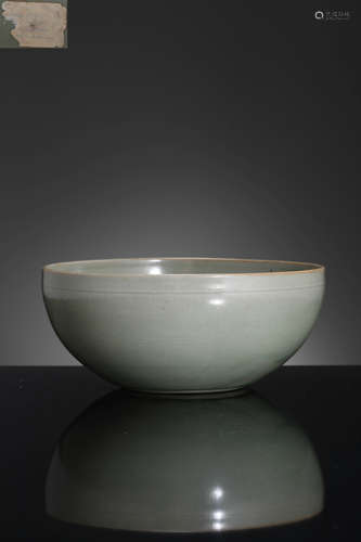 A Cizhou Kiln Incised Flower Bowl