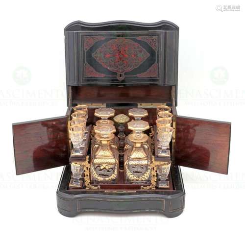 A BOULLE STYLE LIQUOR CASE