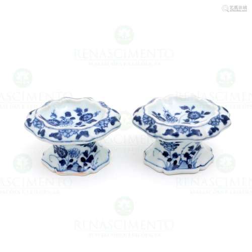 A PAIR OF SALT CELLARS