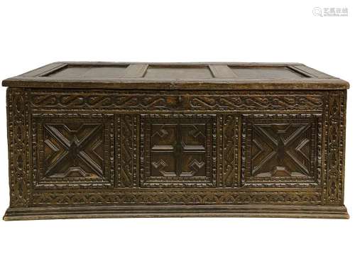 English chest XVIII century