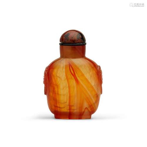 A CARNELIAN SNUFF BOTTLE 1750-1860