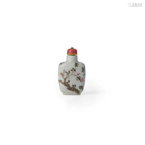A FAMILLE ROSE 'MAGPIES AND PLUM BLOSSOMS' SNUFF BOTTLE Daog...