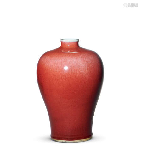 清中期 霁红釉梅瓶