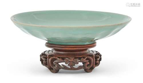 A Chinese Longquan Celadon Dish Diameter 7 1/4 "