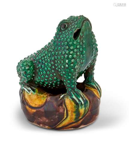 A Chinese Sancai Glazed Porcelain Frog-Form Brush Washer Hei...