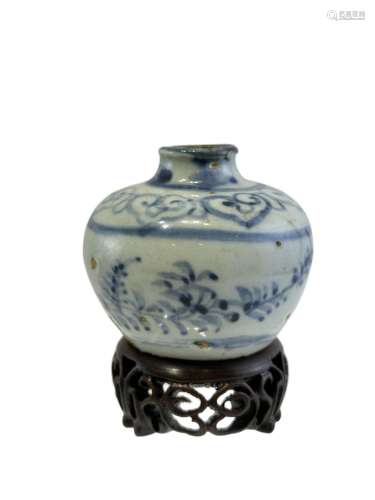 A blue&white water pot, Ming Dynasty Pr.