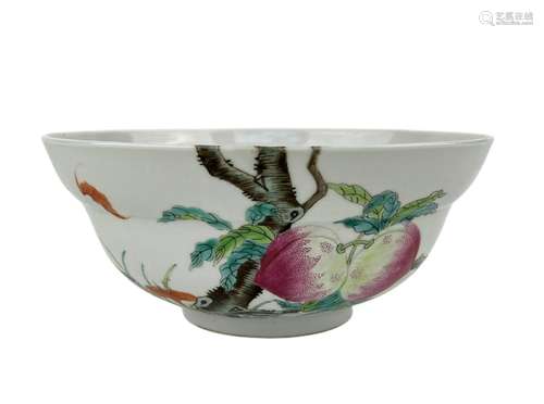 A nice large famille rose bowl, Qing Dynasty Pr.