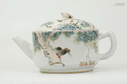 Chinese 19th C Wide Mouth Porcelain Teapot
