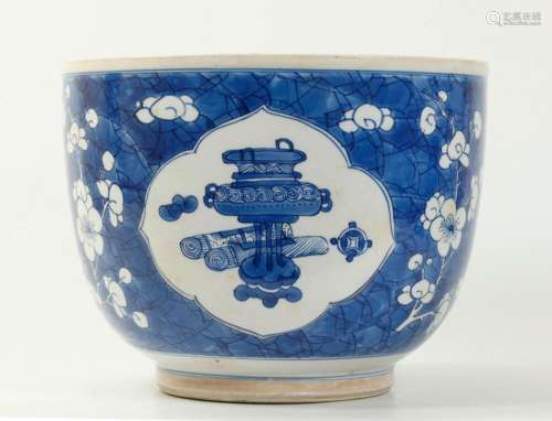 Chinese Kangxi Blue White Porcelain Planter