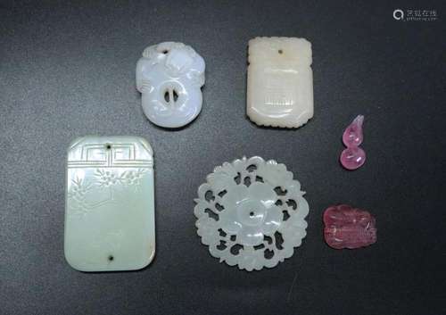 5 Chinese Qing Dynasty Peking Glass "Jewels"