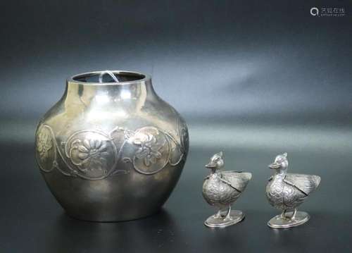 Chinese Silver Repousse Jar, Mandarin Ducks 381G