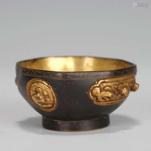A CHINESE BRONZE PARTLY GILT BOWL
