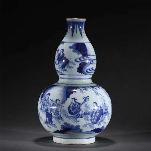 A BLUE AND WHITE PORCELAIN DOUBLE-GOURDS VASE