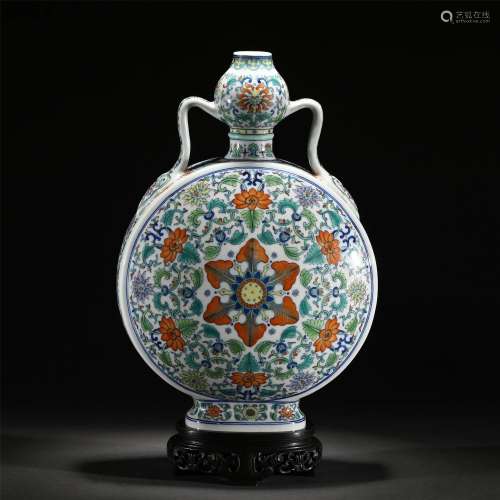 A DOUCAI FLOWERS PORCELAIN FLASK MOON VASE