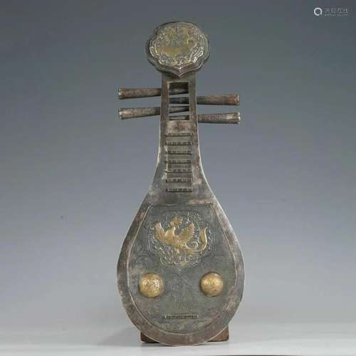 A CHINESE SILVER PARTLY GILT MUSIC INSTRUMENT PIPA