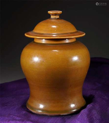 A CHINESE AUBERGINE GLAZE GARNITURE WITH COVER