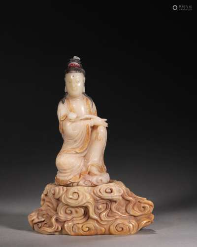 A Shoushan soapstone Guanyin statuette