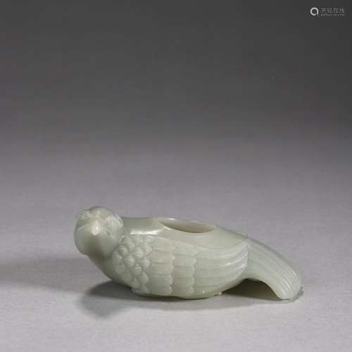 A bird shaped jade water pot