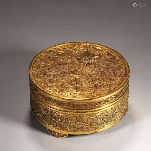 A dragon patterned three-legged gilding copper box, Qianlong...