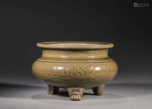 A Yue kiln porcelain censer