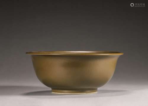 A tea dust glaze porcelain bowl, Wanli period, Ming dynasty ...