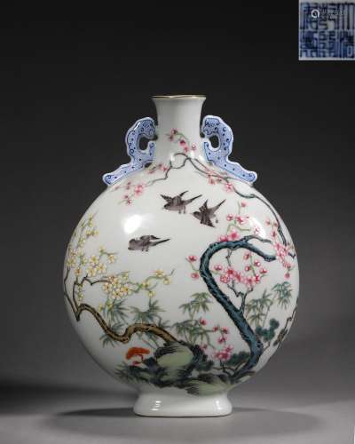 A famille rose plant and flower porcelain moon flask, Qianlo...