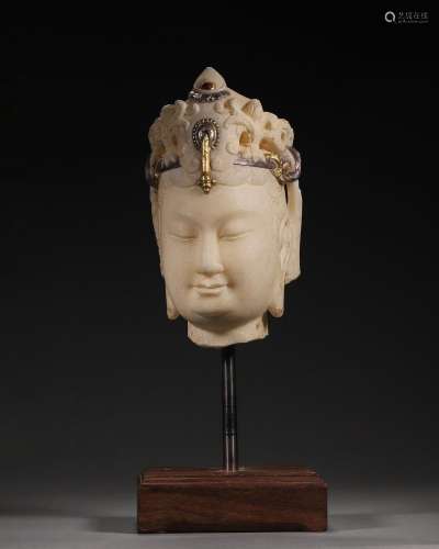 A white jade buddha head