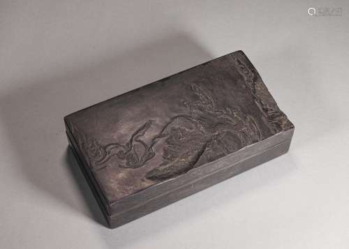 A pine and crane patterned inkstone