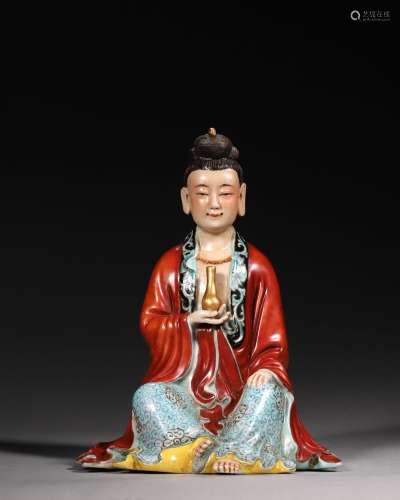 A famille rose porcelain Guanyin statuette