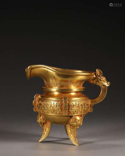 A dragon and phoenix patterned gilding copper cup