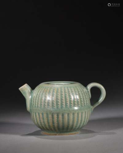 A Longquan kiln porcelain melon shaped water pot