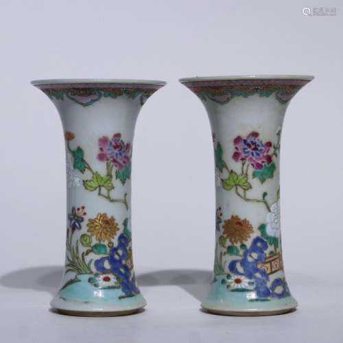 A pair of famille-rose 'floral' vase