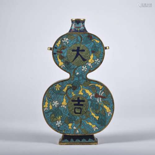 A Cloisonne enamel gourd-shaped vase